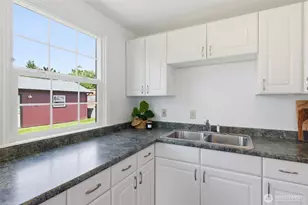 7306 S 115th St, Seattle, WA 98178 - Photo 16