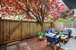 8505 Midvale Ave N, Seattle, WA 98103 - Photo 2