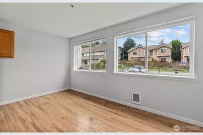 3322 148th Street SW #B-2, Lynnwood, WA 98037 - Photo 6
