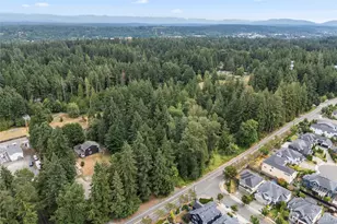 21927 45th Ave SE, Bothell, WA 98021 - Photo 36