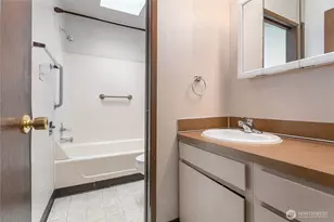 2701 Texas (2701-2709) St, Bellingham, WA 98229 - Photo 14