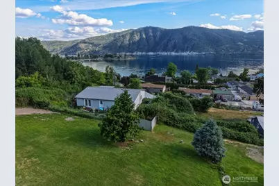 241 Lakeshore Drive, Manson, WA 98831 - Photo 28