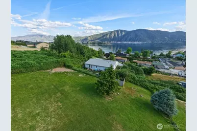 241 Lakeshore Drive, Manson, WA 98831 - Photo 2