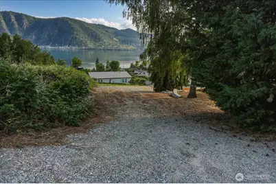 241 Lakeshore Drive, Manson, WA 98831 - Photo 20