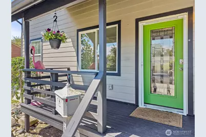 1948 S Hosmer Street, Tacoma, WA 98405 - Photo 2
