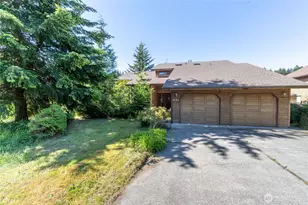 1624 W 14th St, Port Angeles, WA 98363 - Photo 1