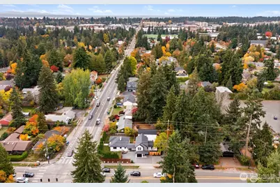 13007 1st Avenue NE, Seattle, WA 98125 - Photo 16