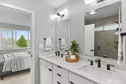 22505 70th Place W, Mountlake Terrace, WA 98043 - Photo 24