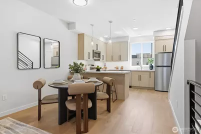 105 NW 39 Th Street #E, Seattle, WA 98107 - Photo 8