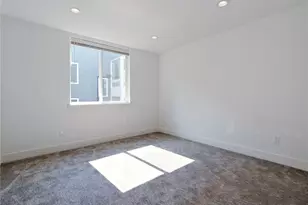 14023 Greenwood Ave N, Seattle, WA 98133 - Photo 20