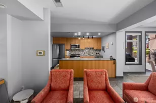 2000 Alaskan Wy, Seattle, WA 98121 - Photo 24