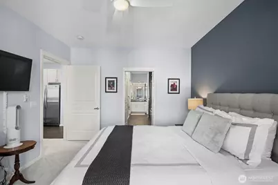 2000 Alaskan Way #453, Seattle, WA 98121 - Photo 16