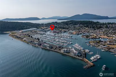 1909 Skyline Way #F, Anacortes, WA 98221 - Photo 16