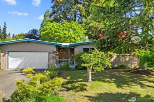 7111 191st Pl SW, Lynnwood, WA 98036 - Photo 1
