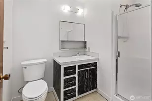 4907 181st Pl SW, Lynnwood, WA 98037 - Photo 18