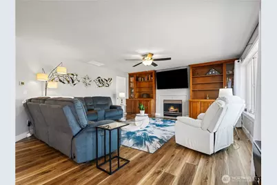 4029 Crystal Ridge Drive SE, Puyallup, WA 98372 - Photo 14