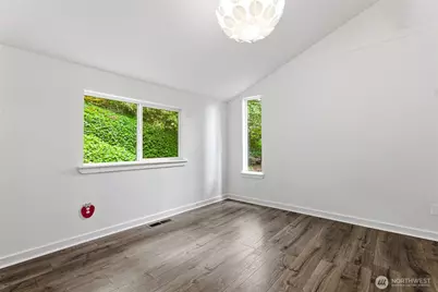10917 48th Street E, Puyallup, WA 98372 - Photo 22