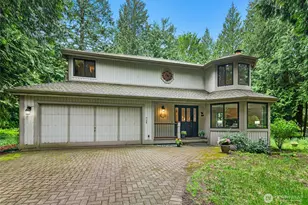 24705 SE Mirrormont Way, Issaquah, WA 98027 - Photo 2
