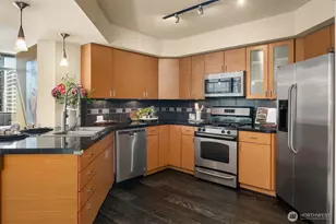 819 Virginia St, Seattle, WA 98101 - Photo 10