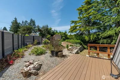 1857 Cascade View Drive, Camano Island, WA 98282 - Photo 32