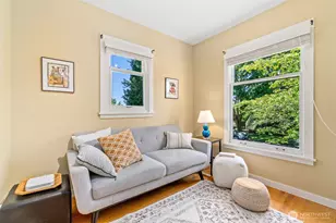 943 NW 60th St, Seattle, WA 98107 - Photo 10
