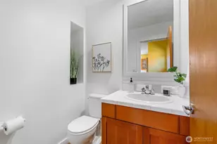 943 NW 60th St, Seattle, WA 98107 - Photo 14