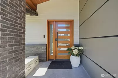 14022 Meridian Avenue S, Everett, WA 98208 - Photo 2