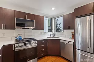 3028 61st Ave SW, Seattle, WA 98116 - Photo 10