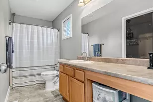 19610 100th St E, Bonney Lake, WA 98391 - Photo 14