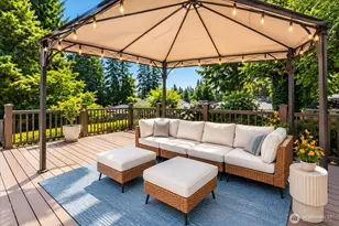 9023 NE 132nd Pl, Kirkland, WA 98034 - Photo 14