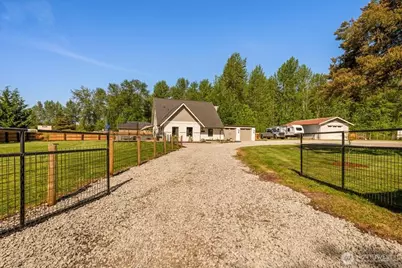 26709 Entwhistle Road E, Buckley, WA 98321 - Photo 4