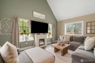 26709 Entwhistle Rd E, Buckley, WA 98321 - Photo 12