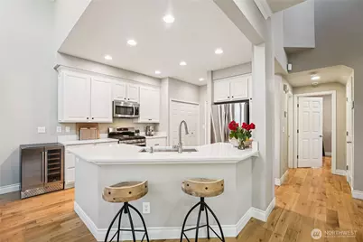 7704 Fairway Avenue SE #601, Snoqualmie, WA 98065 - Photo 8