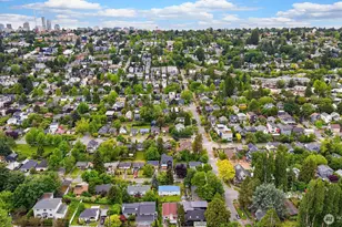 225 32nd Ave E, Seattle, WA 98112 - Photo 32