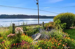 3700 Crystal Springs Dr NE, Bainbridge Island, WA 98110 - Photo 8