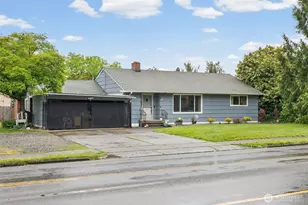 1609 W Pioneer Ave, Puyallup, WA 98371 - Photo 2