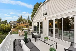 2525 12th Ave W, Seattle, WA 98119 - Photo 8