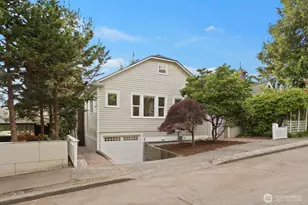 2525 12th Ave W, Seattle, WA 98119 - Photo 2