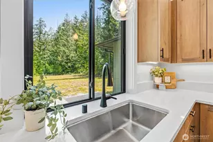 8733 Timberland Ct, Concrete, WA 98237 - Photo 8