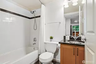 118 107th Ave NE, Bellevue, WA 98004 - Photo 16