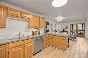 21701 53rd Ave W, Mountlake Terrace, WA 98043 - Photo 8