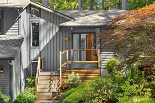10621 Battle Point Dr NE, Bainbridge Island, WA 98110 - Photo 2