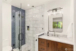 10621 Battle Point Dr NE, Bainbridge Island, WA 98110 - Photo 16