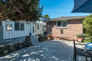631 Giltner Ln, Edmonds, WA 98020 - Photo 28