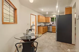 4831 37th Ave NE, Seattle, WA 98105 - Photo 10
