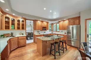 15810 SE 45th Pl, Bellevue, WA 98006 - Photo 10