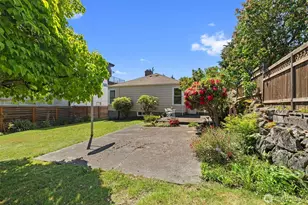 912 N 90th St, Seattle, WA 98103 - Photo 26