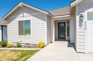 4212 W Sandy Ct, Moses Lake, WA 98837 - Photo 2