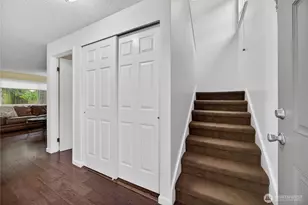 10037 NE 138th Pl, Kirkland, WA 98034 - Photo 4