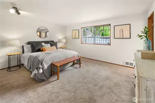 1710 30th Ave, Seattle, WA 98122 - Photo 14